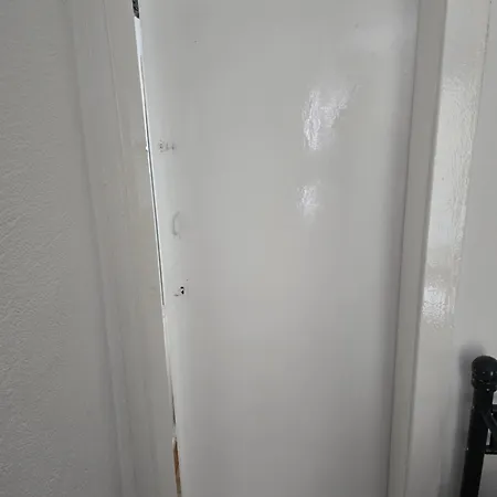 Mary Haus In Biebertal-bieber, 4 Und 8 Betten, 1 App, Mit 3 Zimmer, 6 Betten, Bad, 1 App, Mit 1 Zimmer, 2 Betten, Bad, Naehe Und Wetzlar, Mit Kueche, Wlan, Parkplatz * Gießen